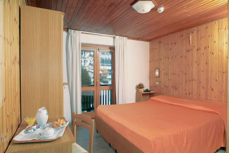 Hotel Bijou Valtournenche Exterior photo